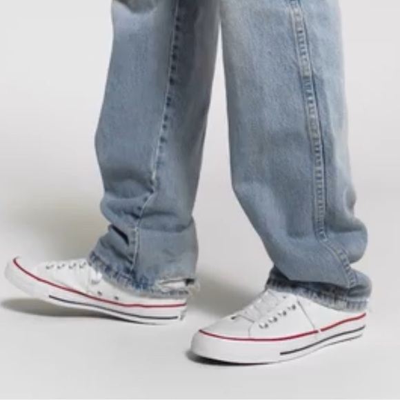 NIB Converse White Chuck Taylor All Star Canvas Low top sneaker size 10 - Picture 5 of 8